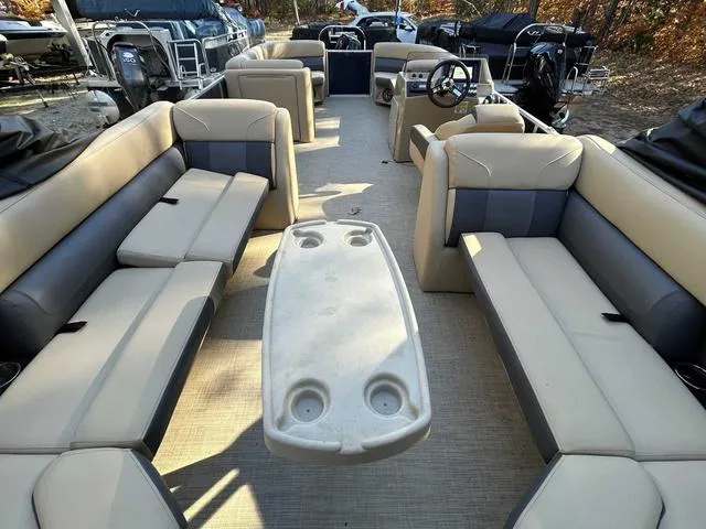 Slide: The Image of Harris Cruiser 250 2021 - 12