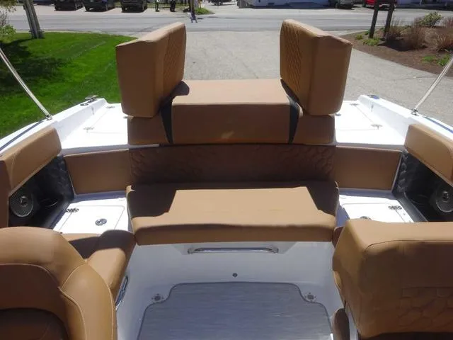 Slide: The Image of Four Winns H2 2025 - 22