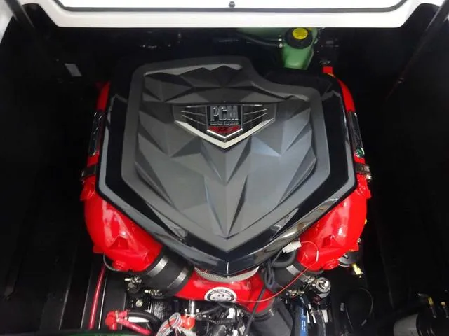 Slide: The Image of Nautique Super Air Nautique S21 2024 - 13