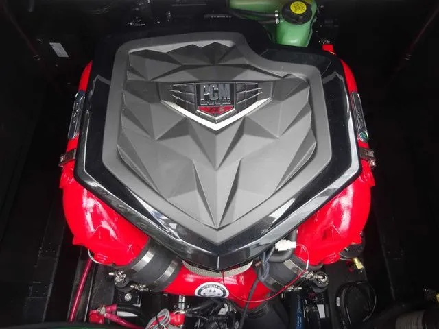 Slide: The Image of Nautique Super Air Nautique S21 2024 - 17