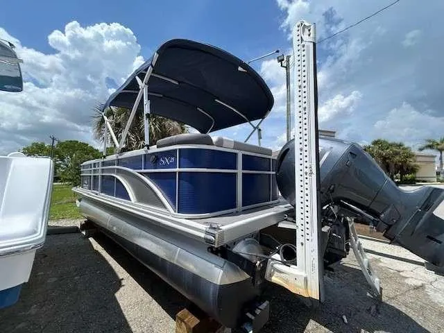 Slide: The Image of Bennington 21 SX 2020 - 3