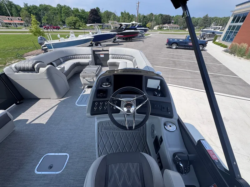 Slide: The Image of Bennington 27QFBAX2 2024 - 13