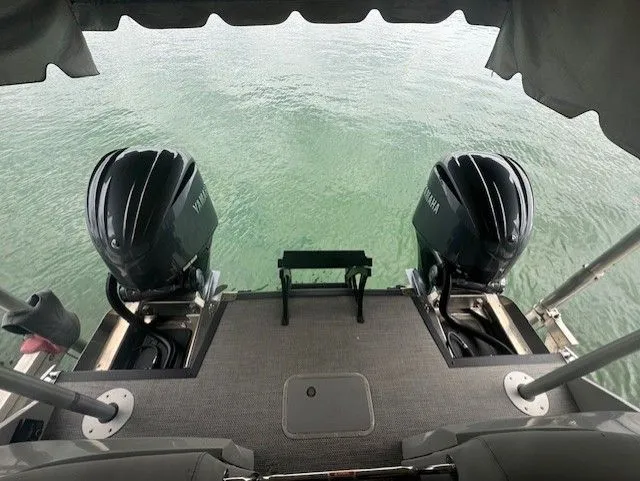 Slide: The Image of Bennington 27QFBAX2 2024 - 36