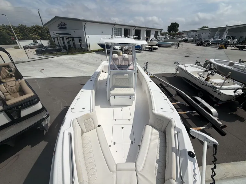 Slide: The Image of Blue Wave 2800 Makaira 2020 - 16