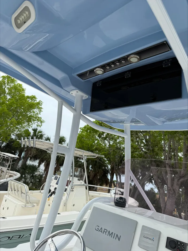 Slide: The Image of Blue Wave 2800 Makaira 2020 - 3