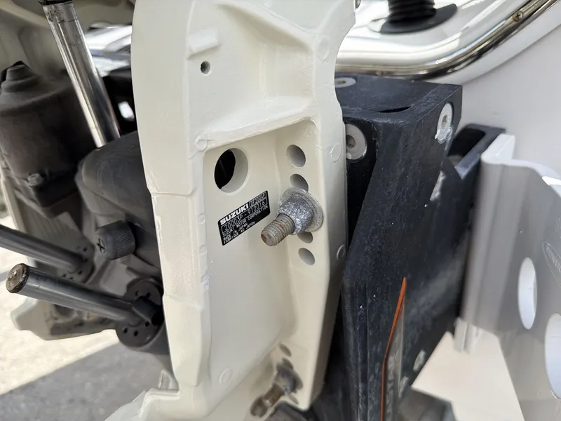 Slide: The Image of Close-up of a 2020 Blue Wave 2800 Makaira boat detail. - 30
