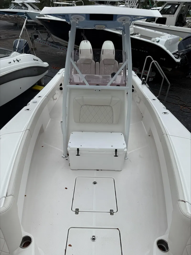 Slide: The Image of Blue Wave 2800 Makaira 2020 - 4