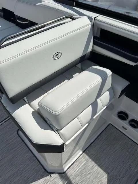 Slide: The Image of Cobalt R6 2025 - 11