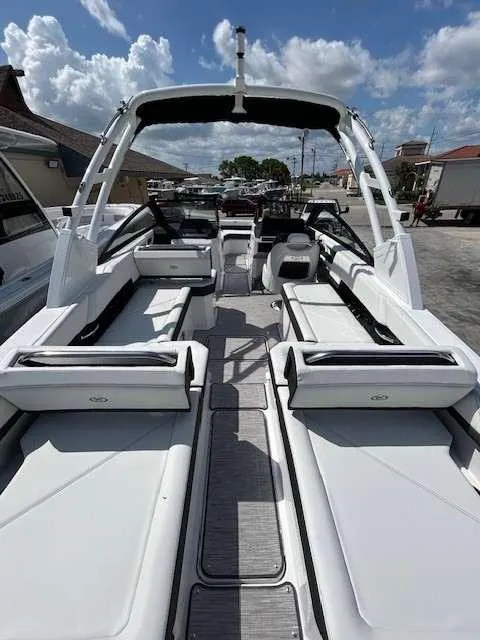 Slide: The Image of Cobalt R6 2025 - 5