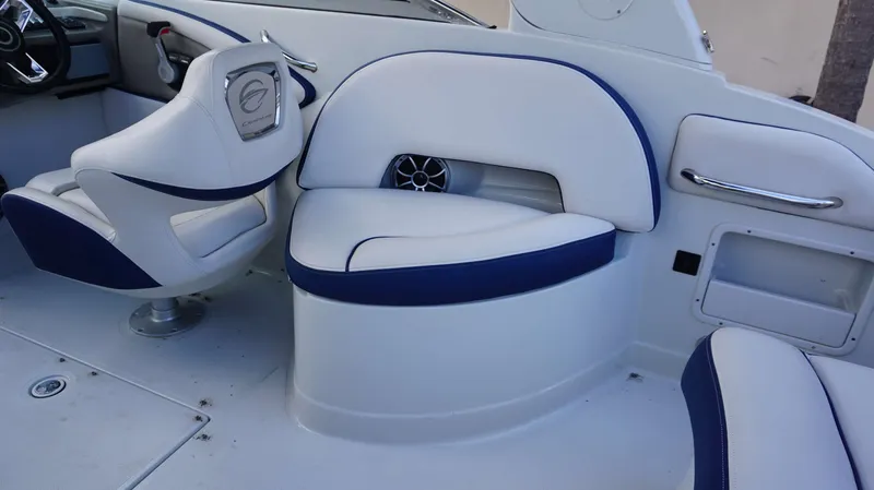 Slide: The Image of Crownline Boats 270 XSS 2020 - 14
