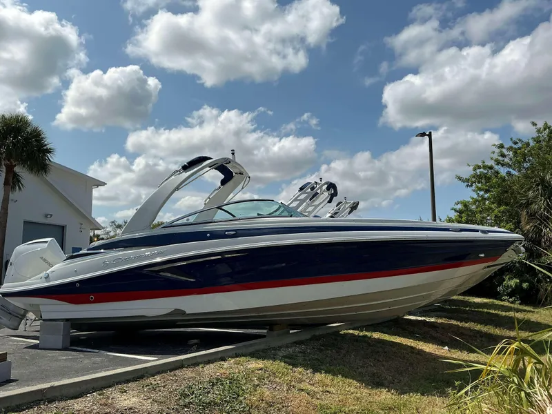 Slide: The Image of Crownline Boats 270 XSS 2024 - 1