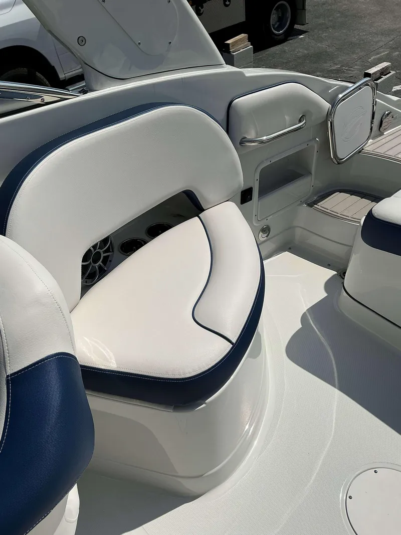 Slide: The Image of Crownline Boats 270 XSS 2024 - 12