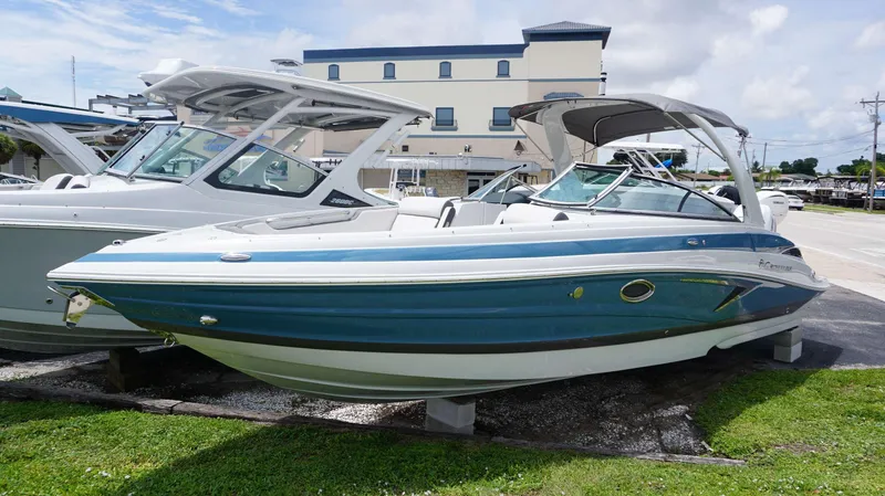 The Image of Crownline Boats 290 XSS 2024 - 1