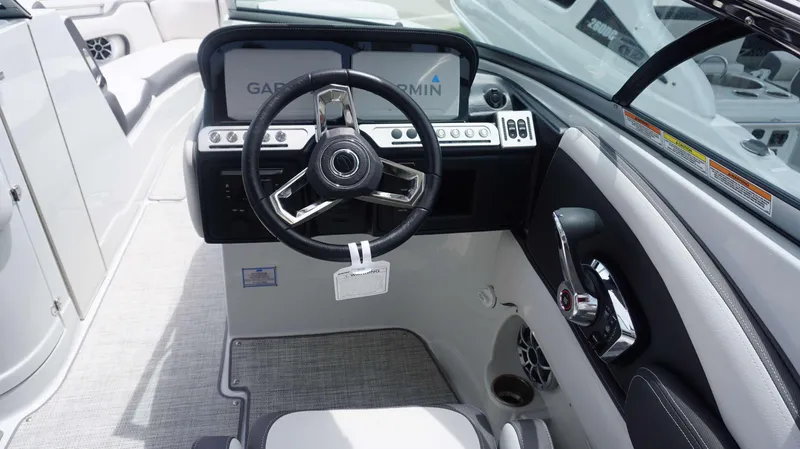 Slide: The Image of Crownline Boats 290 XSS 2024 - 14