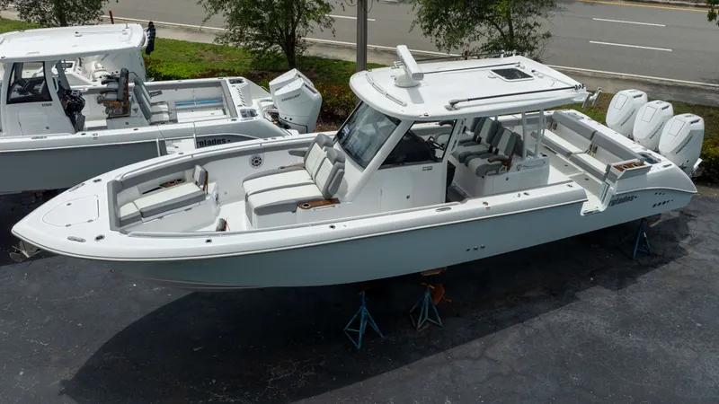 The Image of Everglades 375 Center Console 2026 - 1