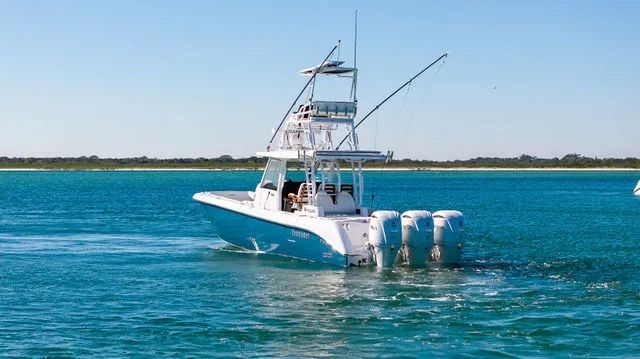Slide: The Image of Everglades 375 Center Console 2026 - 63