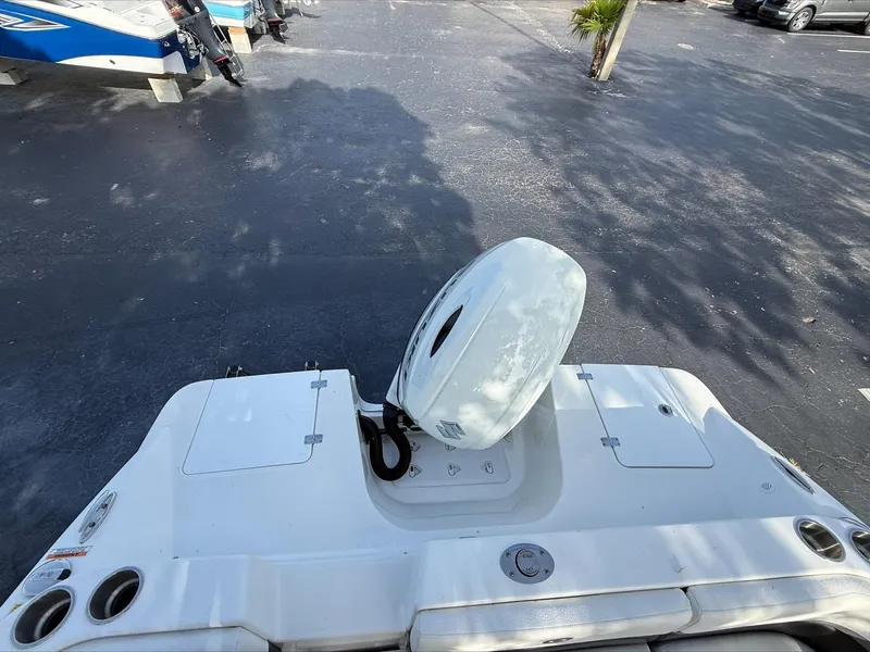 Slide: The Image of Hurricane 231 SS 2024 - 25