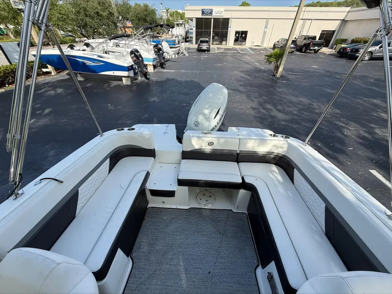 Slide: The Image of Hurricane 231 SS 2024 - 31