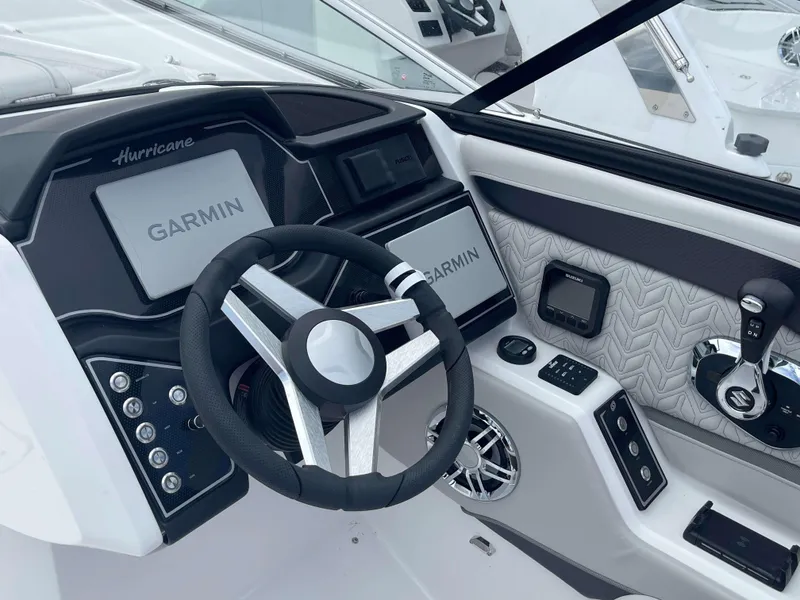 Slide: The Image of Hurricane 2600 SD 2024 - 10