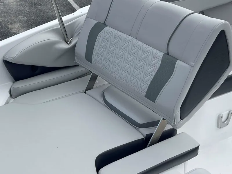 Slide: The Image of Hurricane 2600 SD 2024 - 7