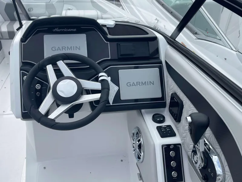 Slide: The Image of Hurricane 2600 SD 2024 - 8