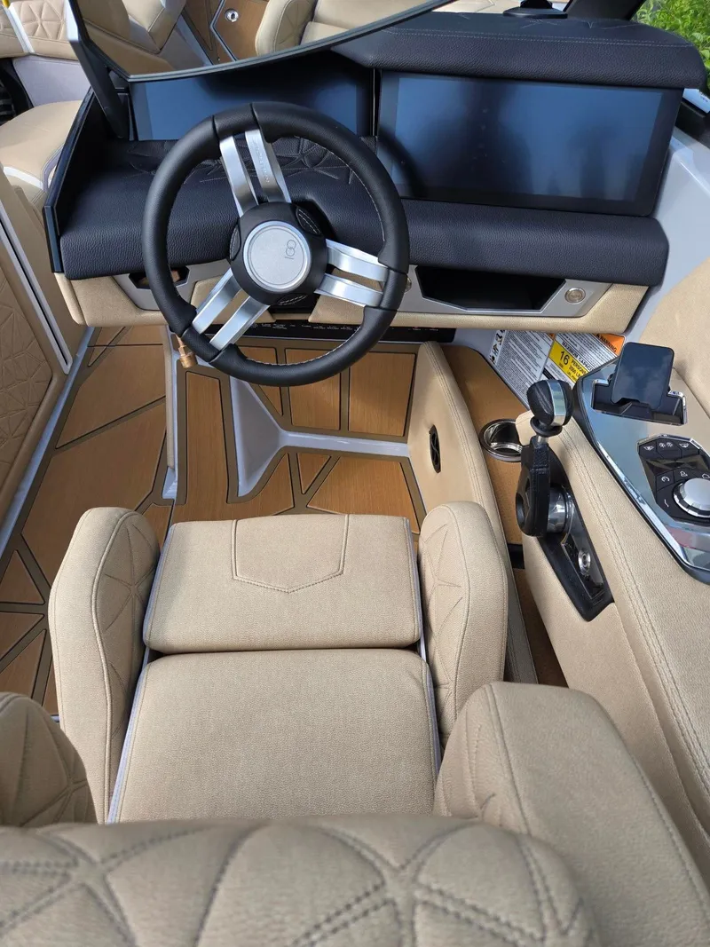 Slide: The Image of Nautique Super Air Nautique G23 Paragon 2025 - 11