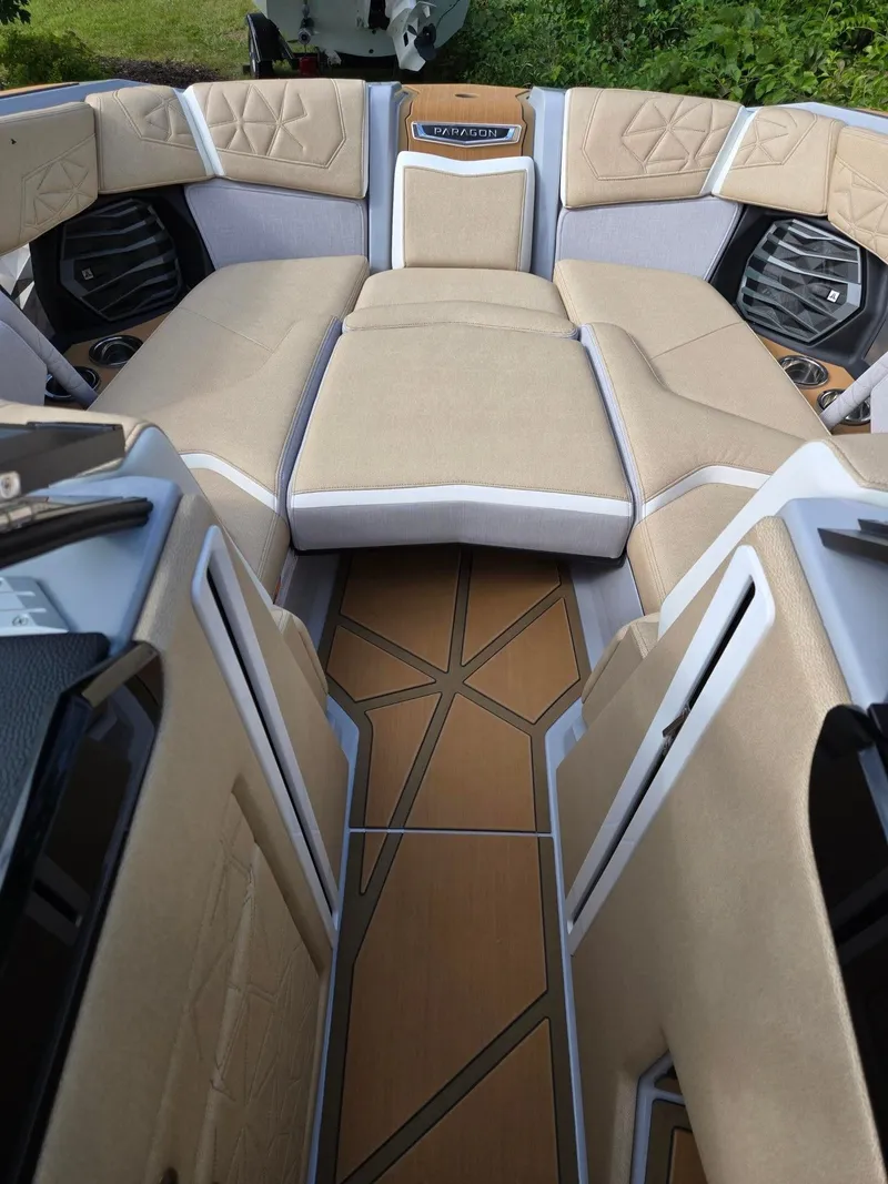 Slide: The Image of Nautique Super Air Nautique G23 Paragon 2025 - 12