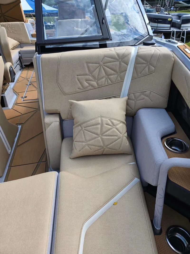 Slide: The Image of Nautique Super Air Nautique G23 Paragon 2025 - 15