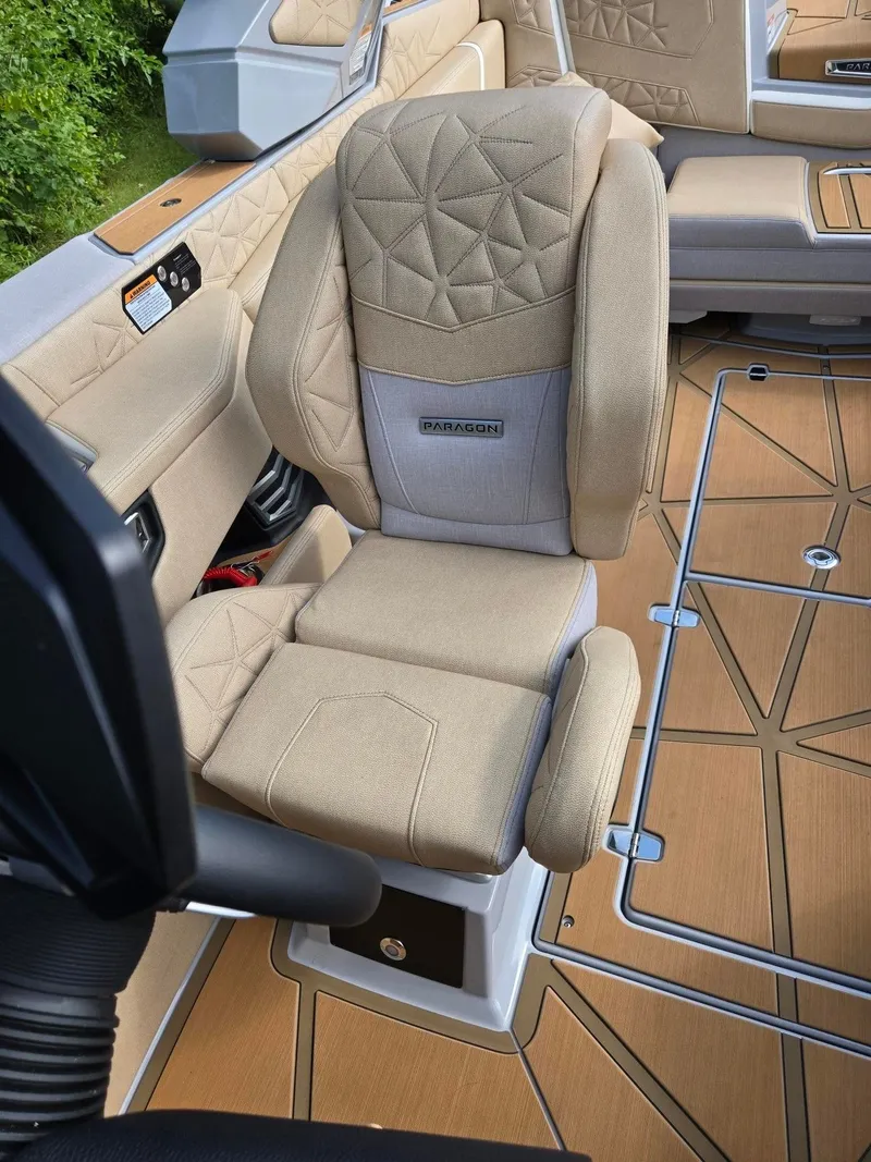 Slide: The Image of Nautique Super Air Nautique G23 Paragon 2025 - 17