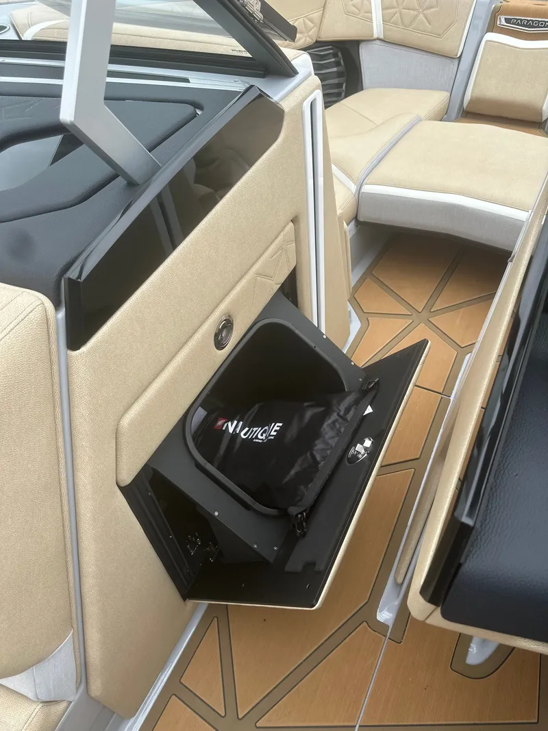 Slide: The Image of Nautique Super Air Nautique G23 Paragon 2025 - 21