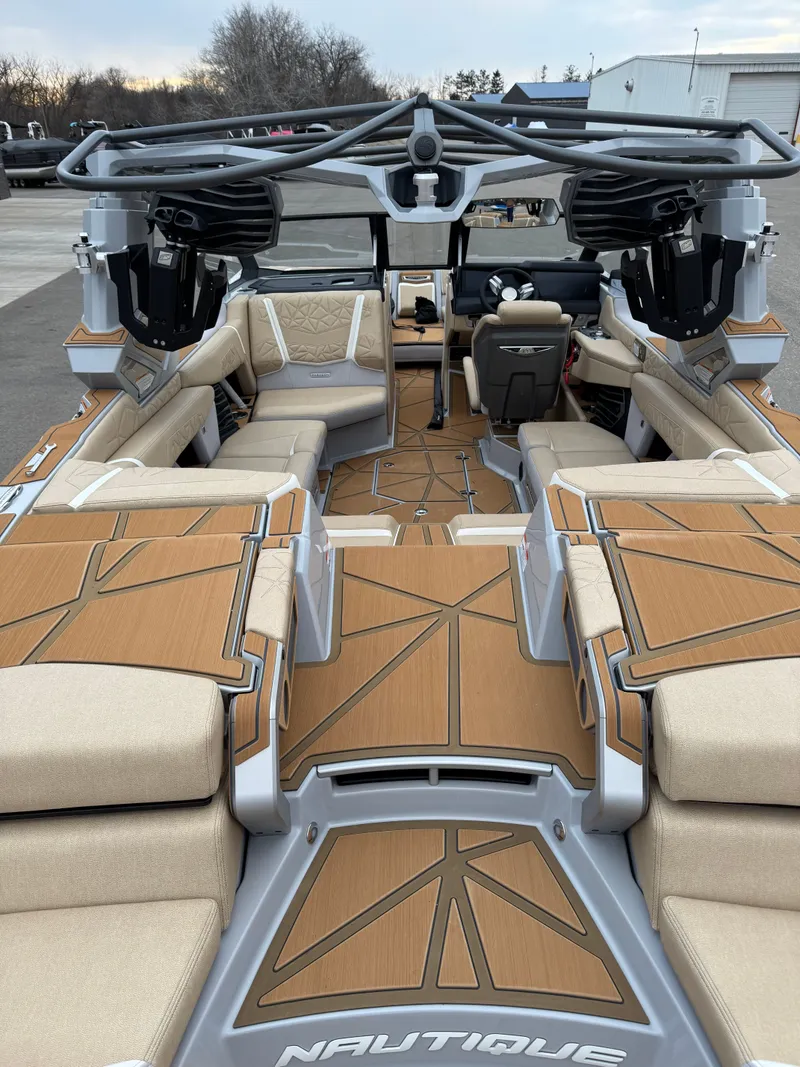 Slide: The Image of Nautique Super Air Nautique G23 Paragon 2025 - 25