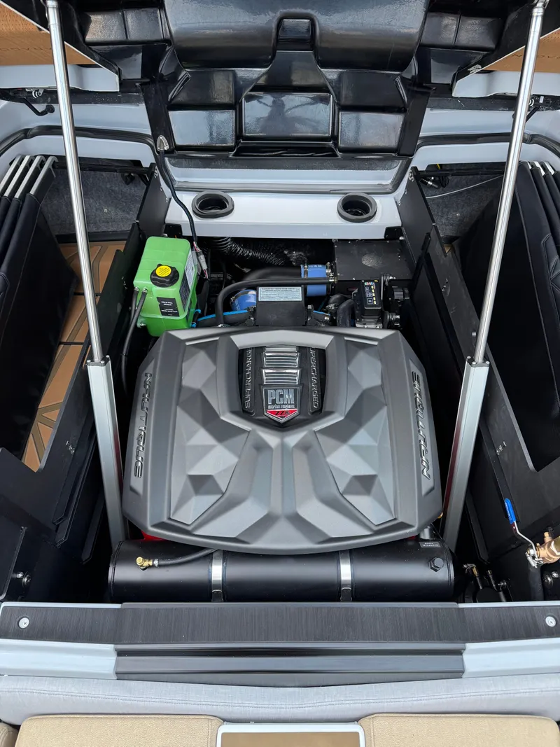 Slide: The Image of Nautique Super Air Nautique G23 Paragon 2025 - 26