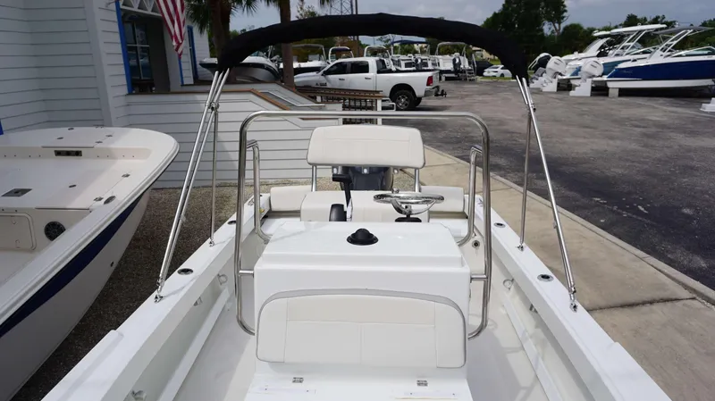 Slide: The Image of Parker Marine 1801 CS 2024 - 13