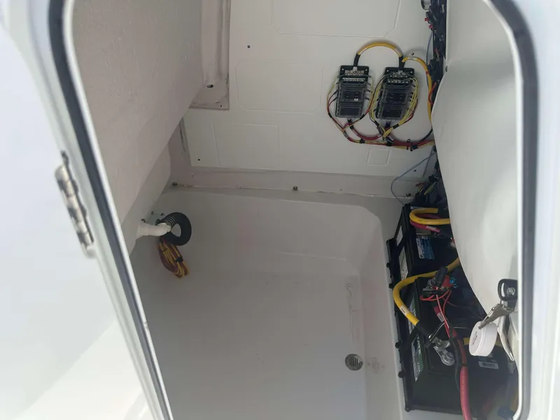 Slide: The Image of Sportsman Open 212 Center Console 2025 - 21