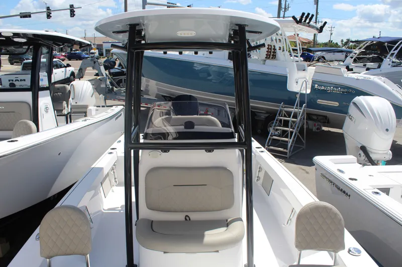 Slide: The Image of Sportsman Masters 227 Bay Boat 2024 - 8