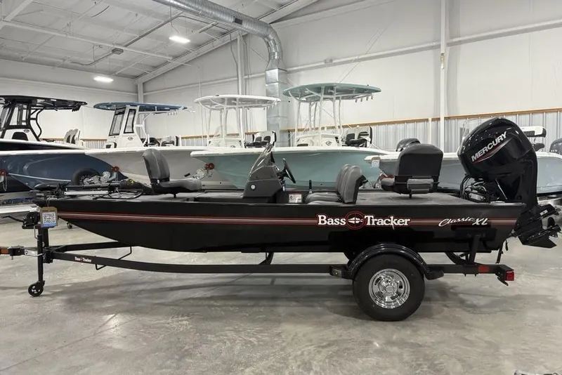 The Image of 2025 Tracker BASS TRACKER® Classic XL boat in showroom, side view. - 2