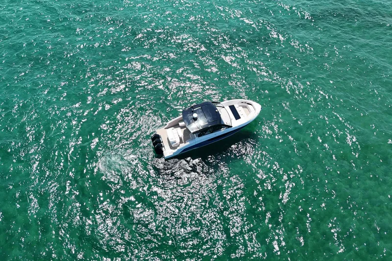 Slide: The Image of Cruisers 50 GLS 2026 - 22