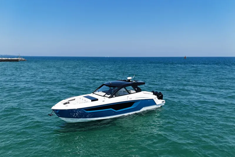 Slide: The Image of Cruisers 50 GLS 2026 - 3