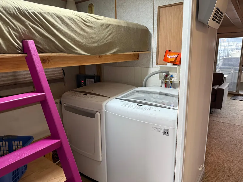 Slide: The Image of Myacht M Yacht 2001 - 63