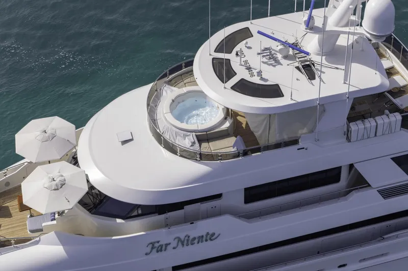 Slide: The Image of Westport 40M 2014 - 14