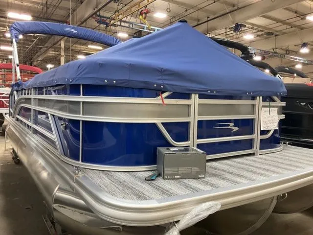 Slide: The Image of Bennington 22SSB 2026 - 20