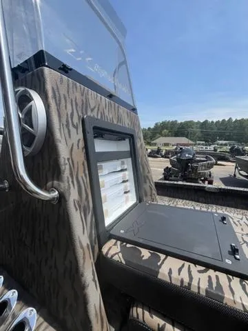 Slide: The Image of Xpress H22B 2026 - 16