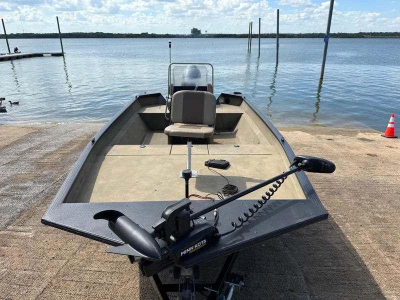 Slide: The Image of Steering console of a 2011 G3 2072cc boat with navigation equipment. - 33