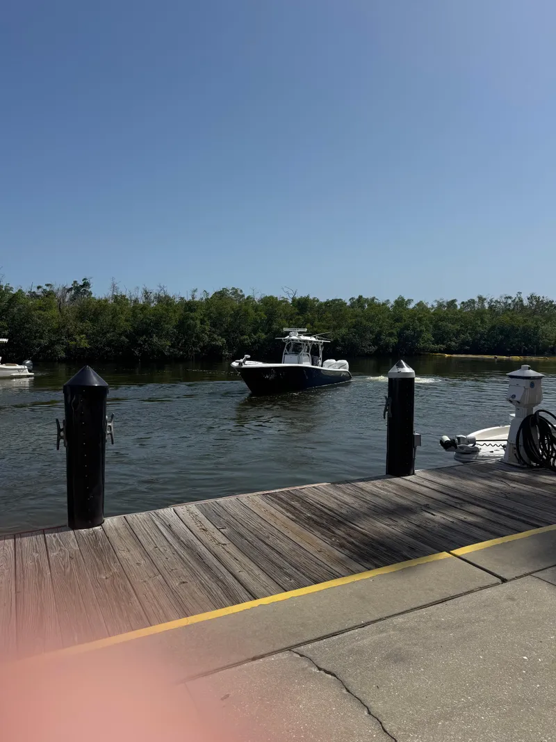 Slide: The Image of Yellowfin 32 2021 - 4