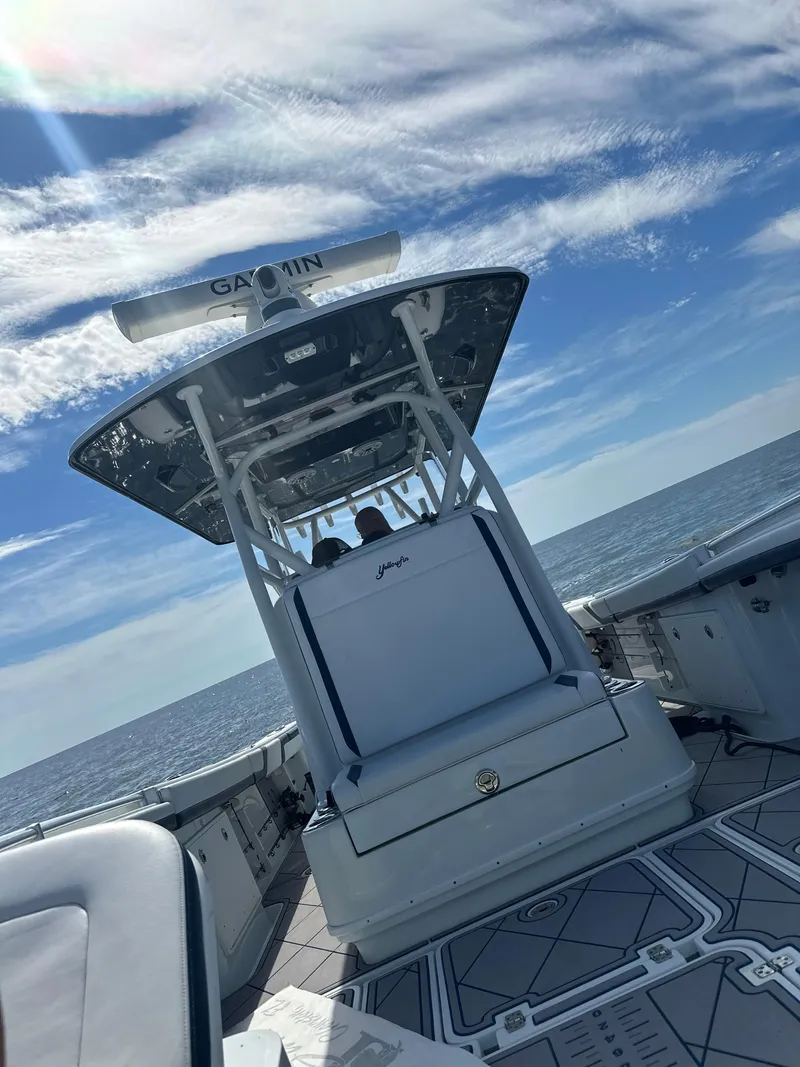 Slide: The Image of Yellowfin 32 2021 - 7