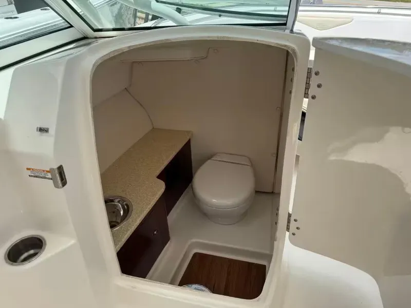 Slide: The Image of Robalo R247 Dual Console 2016 - 16