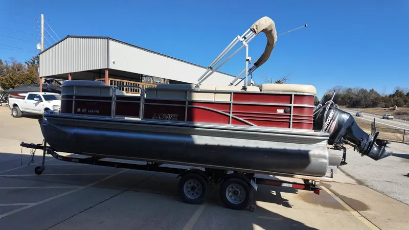 Slide: The Image of Lowe SS 230 2014 - 13