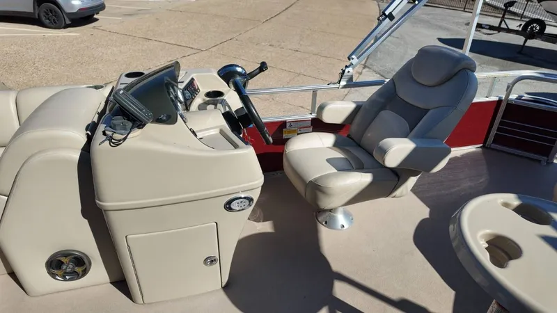 Slide: The Image of Lowe SS 230 2014 - 22