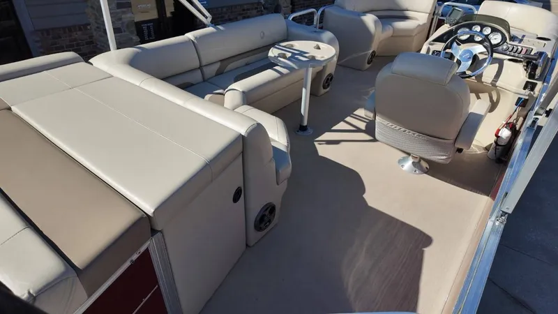 Slide: The Image of Lowe SS 230 2014 - 32