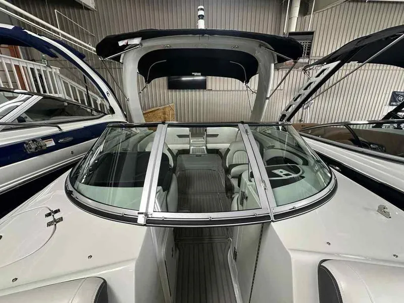 Slide: The Image of Crownline Boats 270 SS 2025 - 7